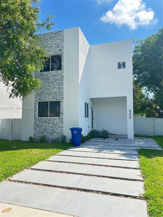 532 NW 17th Ave in Fort Lauderdale, FL - Building Photo