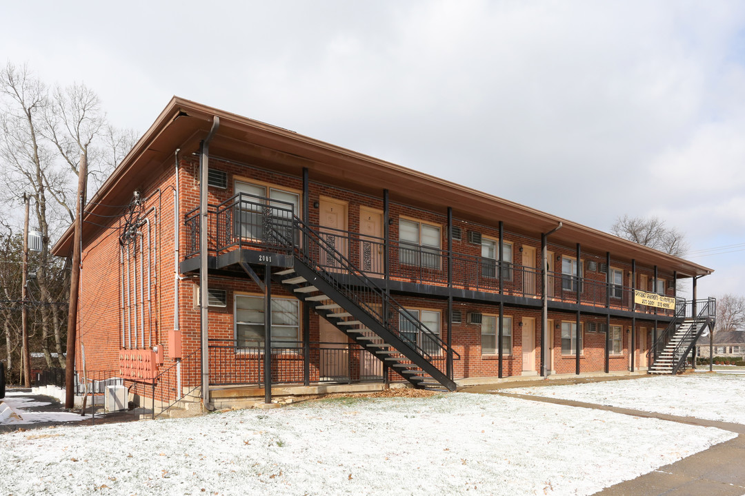 Garden Springs Apartments in Lexington, KY - Building Photo