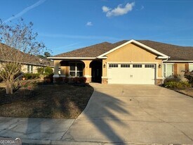 102 Miller Ct in Kingsland, GA - Building Photo