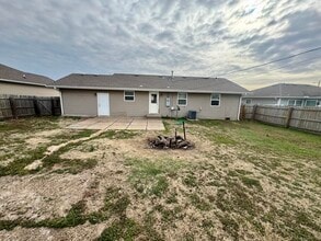 1824 Kansas Ave in Joplin, MO - Building Photo - Building Photo