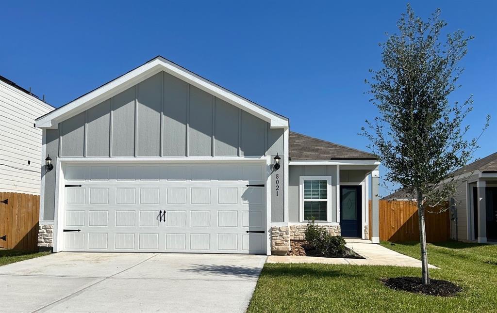 10408 Sunny Petal Cir in Houston, TX - Building Photo