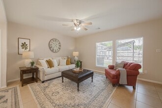 18339 Beaverdell Dr in Tomball, TX - Building Photo - Building Photo