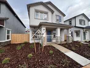 4288 Aura Way in Rancho Cordova, CA - Building Photo - Building Photo