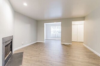 5 Hartwell Ct in Savoy, IL - Building Photo - Building Photo