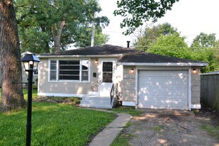 329 White Ave in Joliet, IL - Building Photo