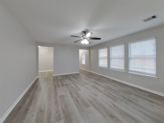 6535 Providence View Ln in Houston, TX - Building Photo - Building Photo