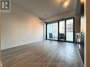 50-750 Charles St E in Toronto, ON - Building Photo - Building Photo