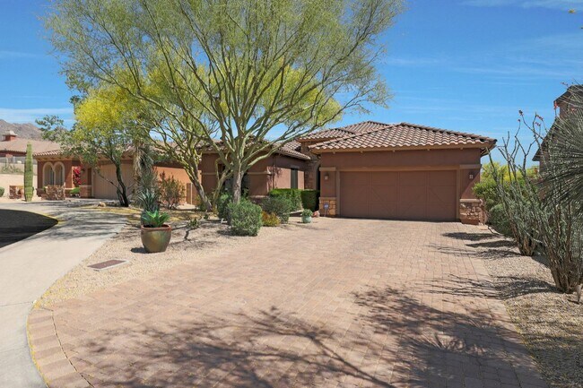 property at 9973 E Edgestone Dr