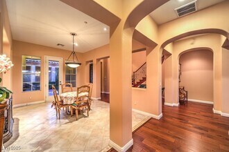 11342 Winter Cottage Pl in Las Vegas, NV - Foto de edificio - Building Photo