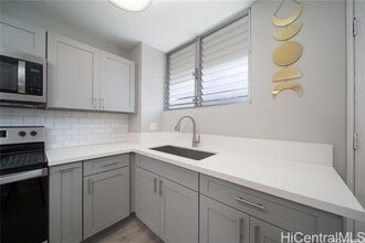 1401 Lusitana St in Honolulu, HI - Building Photo - Building Photo