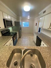 2210 Dorrington St in Houston, TX - Building Photo - Building Photo