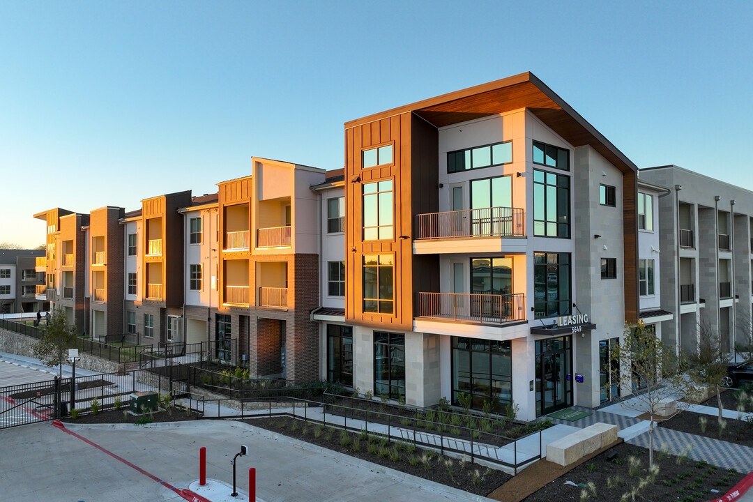 Jefferson Verdant in McKinney, TX - Foto de edificio