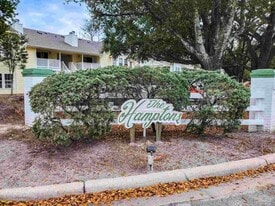 601 E Burgess Rd in Pensacola, FL - Building Photo