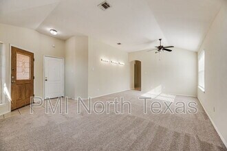 2721 Lone Ranger Tr in Little Elm, TX - Building Photo - Building Photo