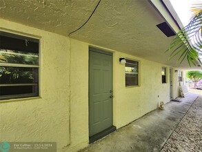 274 SW 9th St in Dania Beach, FL - Building Photo - Building Photo