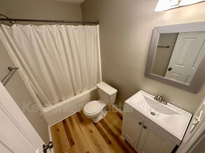2102 Queen Annes Ct in Carrollton, VA - Building Photo - Building Photo