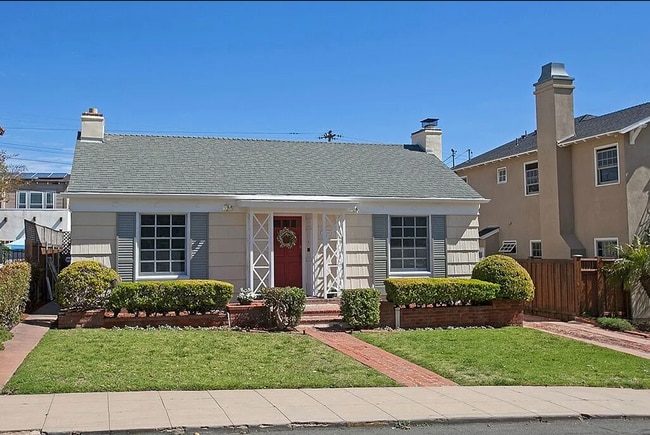 property at 3430 Dumas St