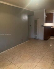 5810 NW 12th St in Sunrise, FL - Building Photo - Building Photo
