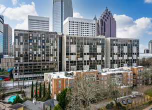 Colony House in Atlanta, GA - Foto de edificio - Building Photo