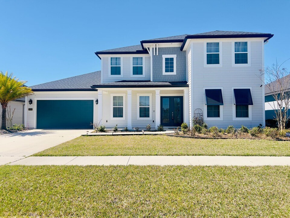 1006 Oakland Hills Ave in Middleburg, FL - Building Photo