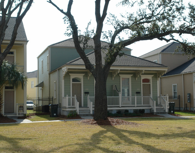 1820 Annunciation St in New Orleans, LA - Foto de edificio - Building Photo