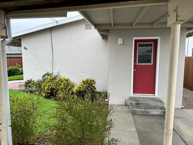 44-44 Buena Vista St in Salinas, CA - Building Photo - Building Photo