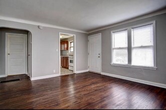 383 N Dewey St in St. Paul, MN - Building Photo - Building Photo