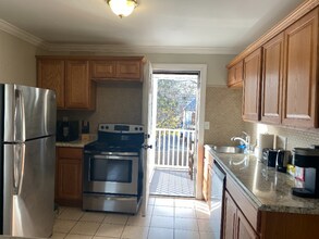 105-107-107 Evergreen Ave in Hartford, CT - Building Photo - Building Photo
