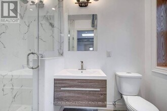 1514 Queen St W in Toronto, ON - Building Photo - Building Photo