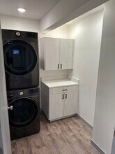 4249 King Mountain Rd, Unit 101 in Bellingham, WA - Building Photo - Building Photo