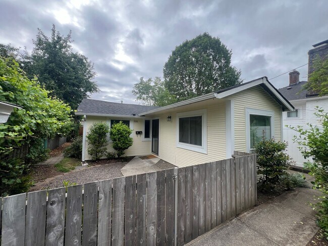 7202 N Oatman Ave in Portland, OR - Building Photo - Building Photo