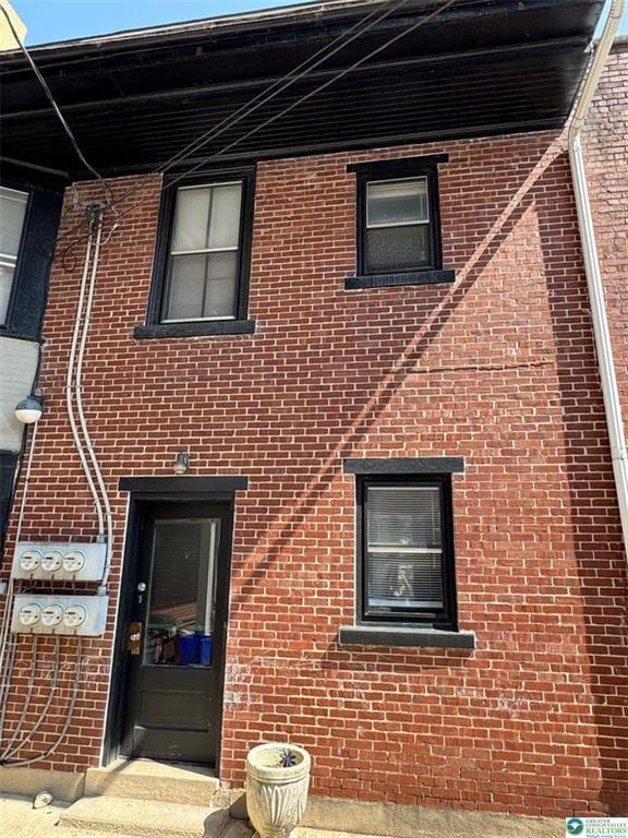 property at 636 N New St