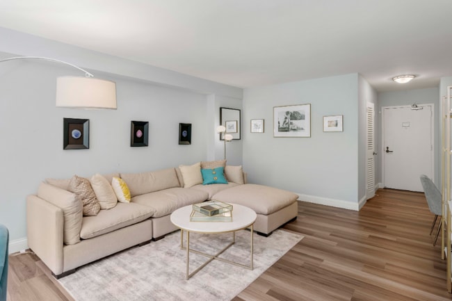 property at 1350 N Ritchie Ct