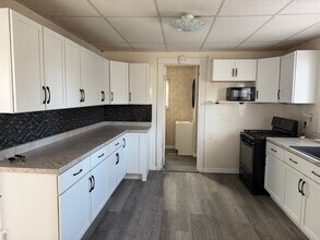 911 SW 62nd St in Des Moines, IA - Building Photo - Building Photo