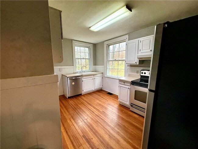 property at 221 Centennial Farm Ln