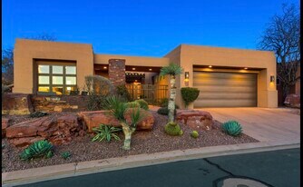 2410 W Entrada Trl in Saint George, UT - Building Photo