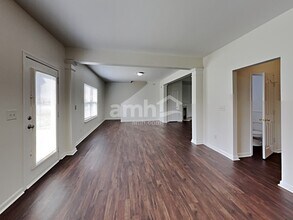 104 Thorsen Dr in Mooresville, NC - Foto de edificio - Building Photo