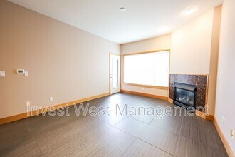 300 W 8th St in Vancouver, WA - Building Photo - Building Photo