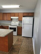 1595 Megan Bay Cir in Holly Hill, FL - Foto de edificio - Building Photo