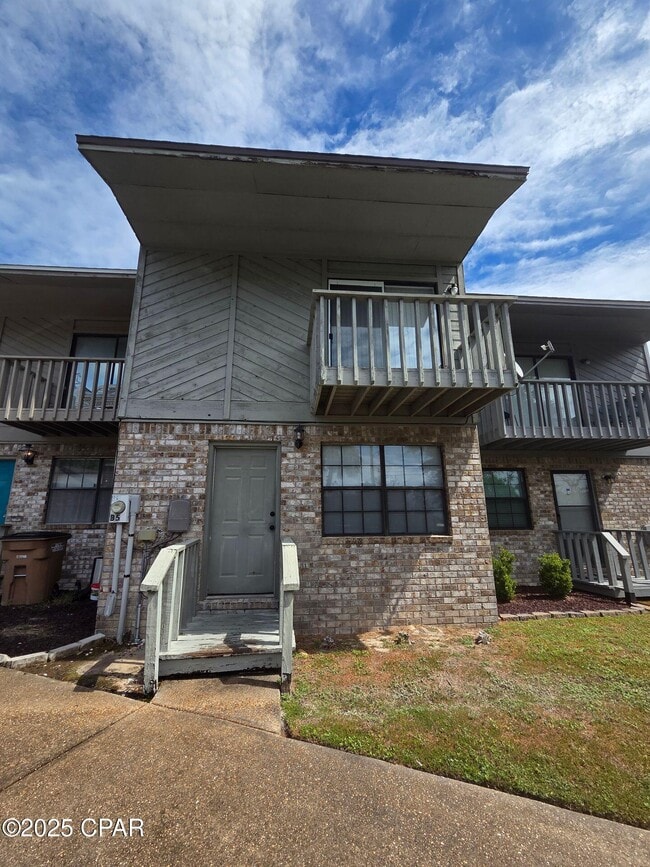 7320 Chipewa St