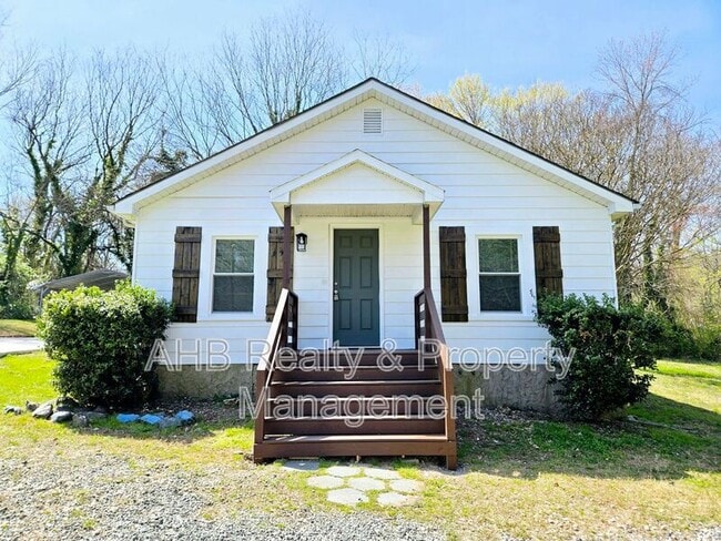 property at 1130 Walnut St