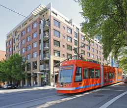 Saint Francis Apartments in Portland, OR - Building Photo - Building Photo