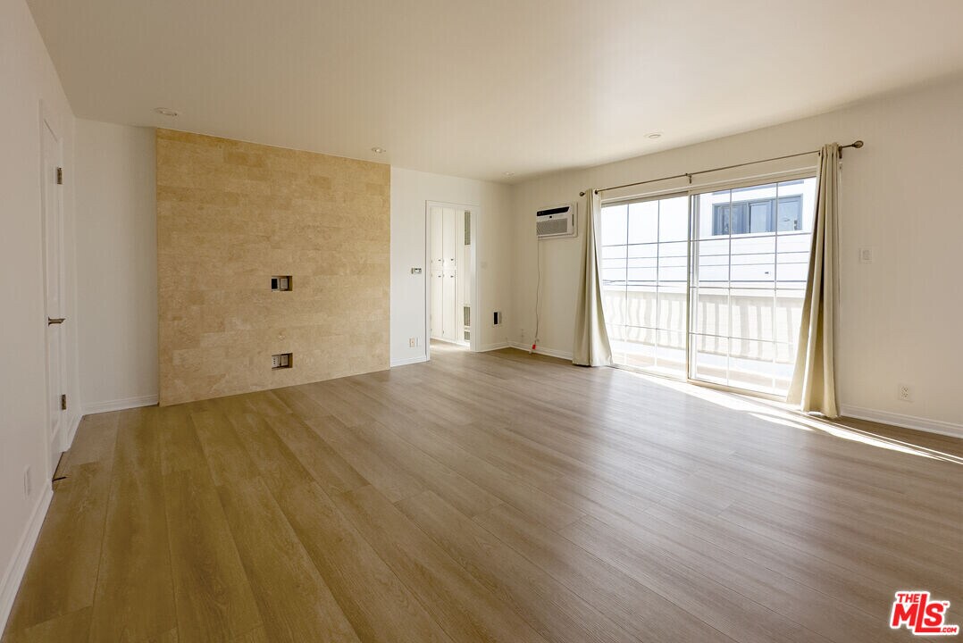 1144 10th St in Santa Monica, CA - Building Photo