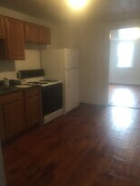 209 E Philadelphia St in York, PA - Building Photo