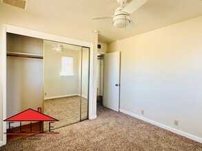 221 N Helena St in Ridgecrest, CA - Building Photo - Building Photo