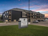 Hillcrest Heights Apartments in Sioux Falls, SD - Foto de edificio - Building Photo