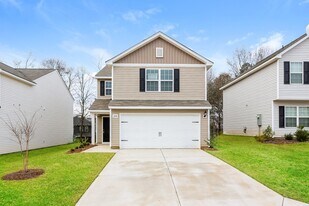 2199 Southlea Dr in Inman, SC - Building Photo