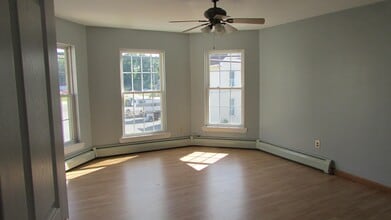 11 E Orange St in Shippensburg, PA - Building Photo - Building Photo