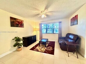 620 S Park Rd in Hollywood, FL - Building Photo - Building Photo