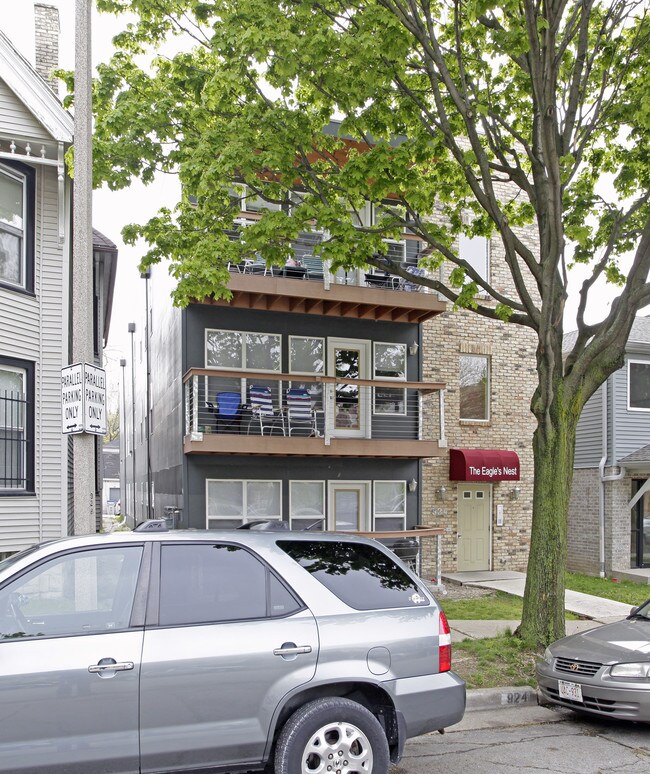 The Eagles Nest in Milwaukee, WI - Building Photo - Building Photo